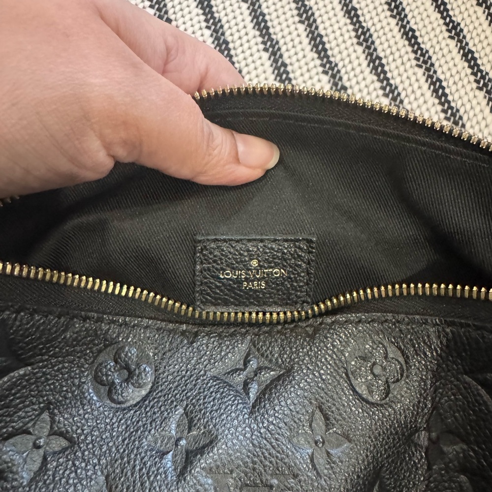 Louis Vuitton Monogram Black Bag - Picture 2 of 4